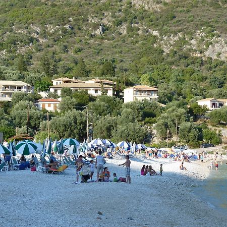 Ilianthos Apartments & Studios Микрос-Гиалос Экстерьер фото