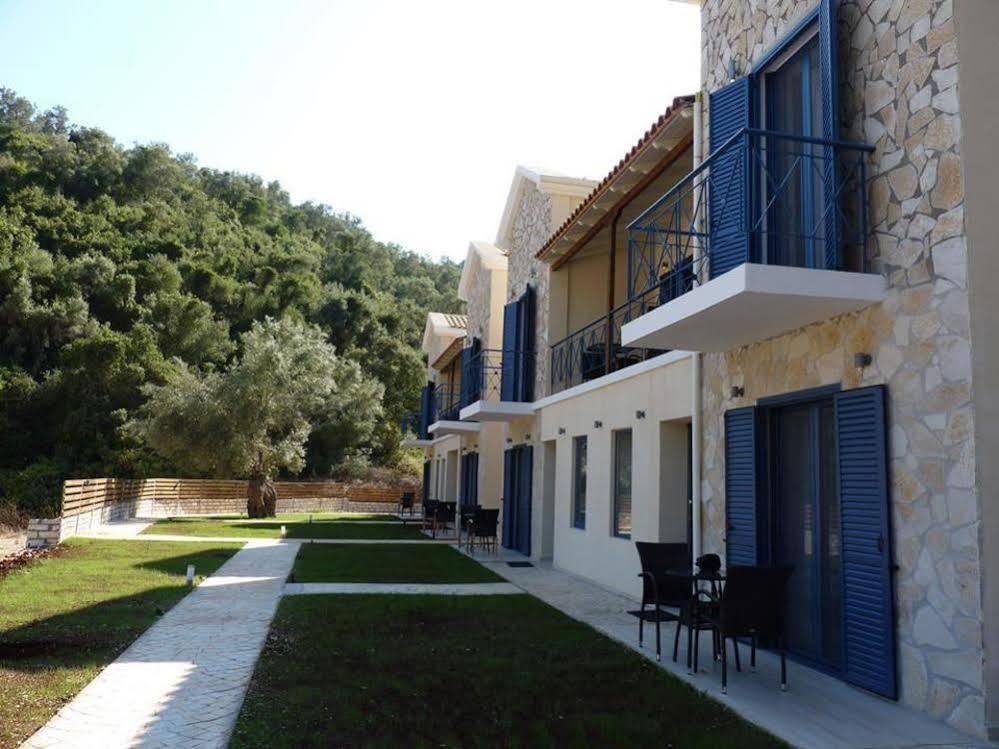 Ilianthos Apartments & Studios Микрос-Гиалос Экстерьер фото