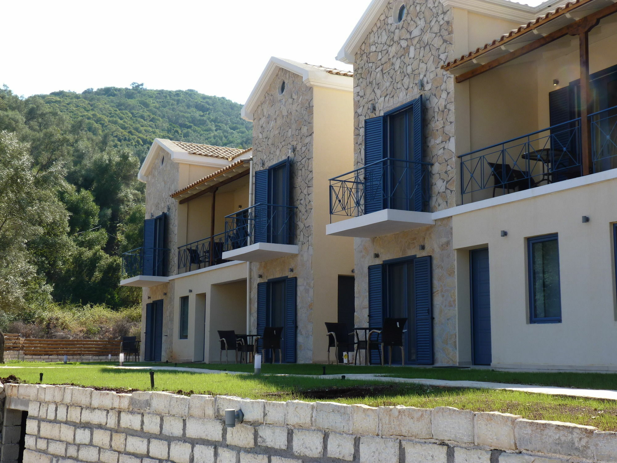 Ilianthos Apartments & Studios Микрос-Гиалос Экстерьер фото